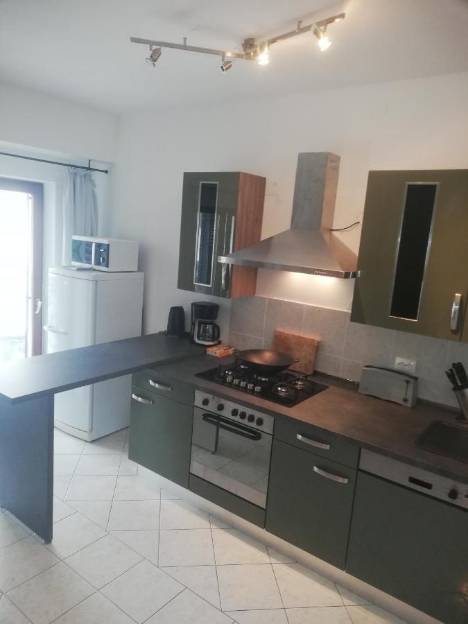 Apartment Nevija E Natale Opric Eksteriør bilde